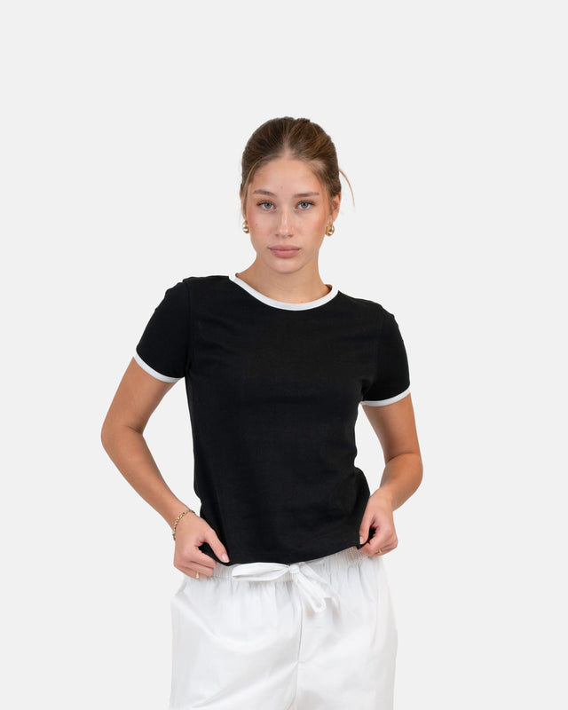 Contrast Baby Tee black