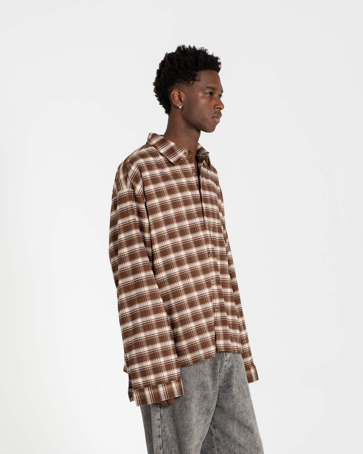 Checkered flannel shirt brown
