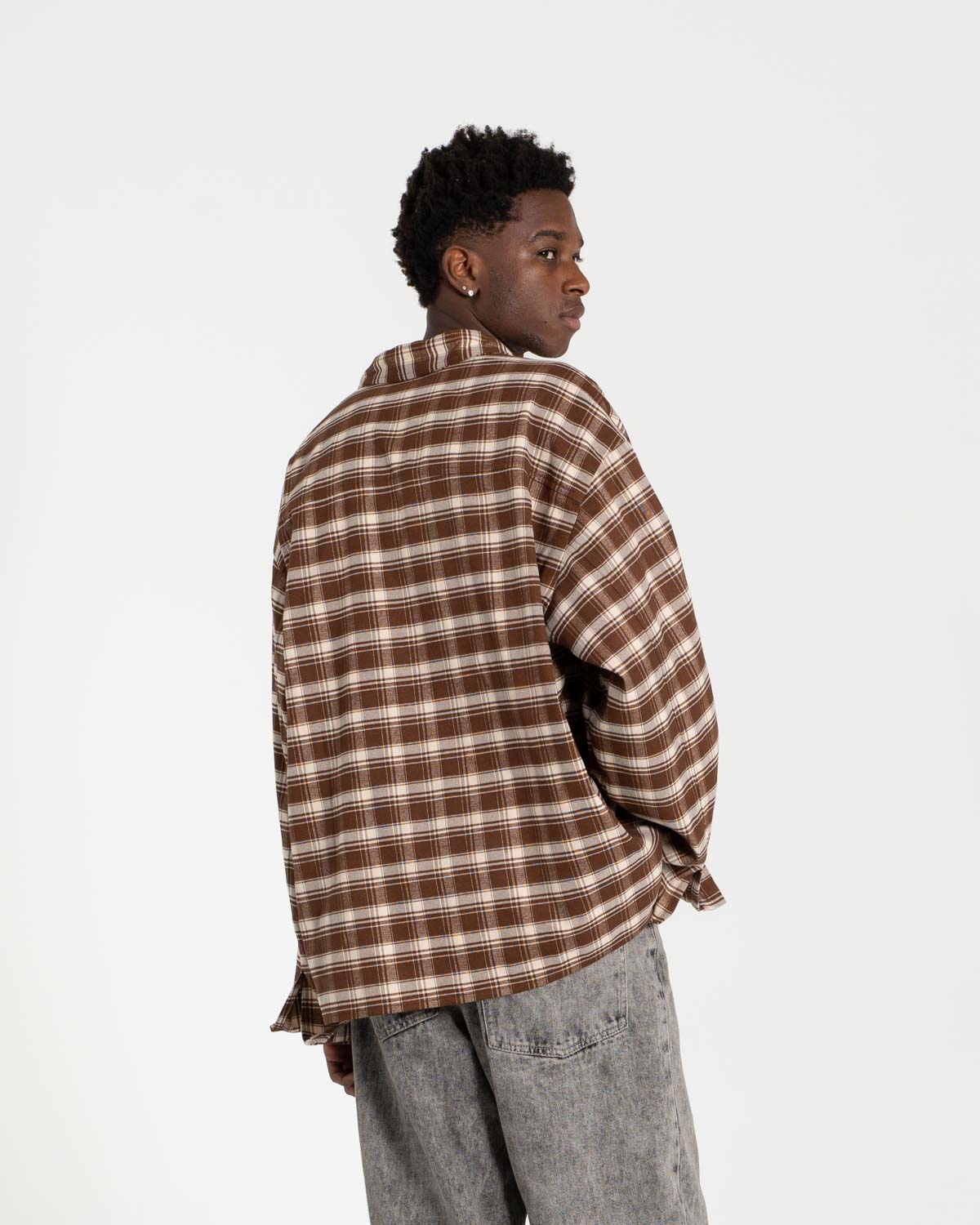 Checkered flannel shirt brown