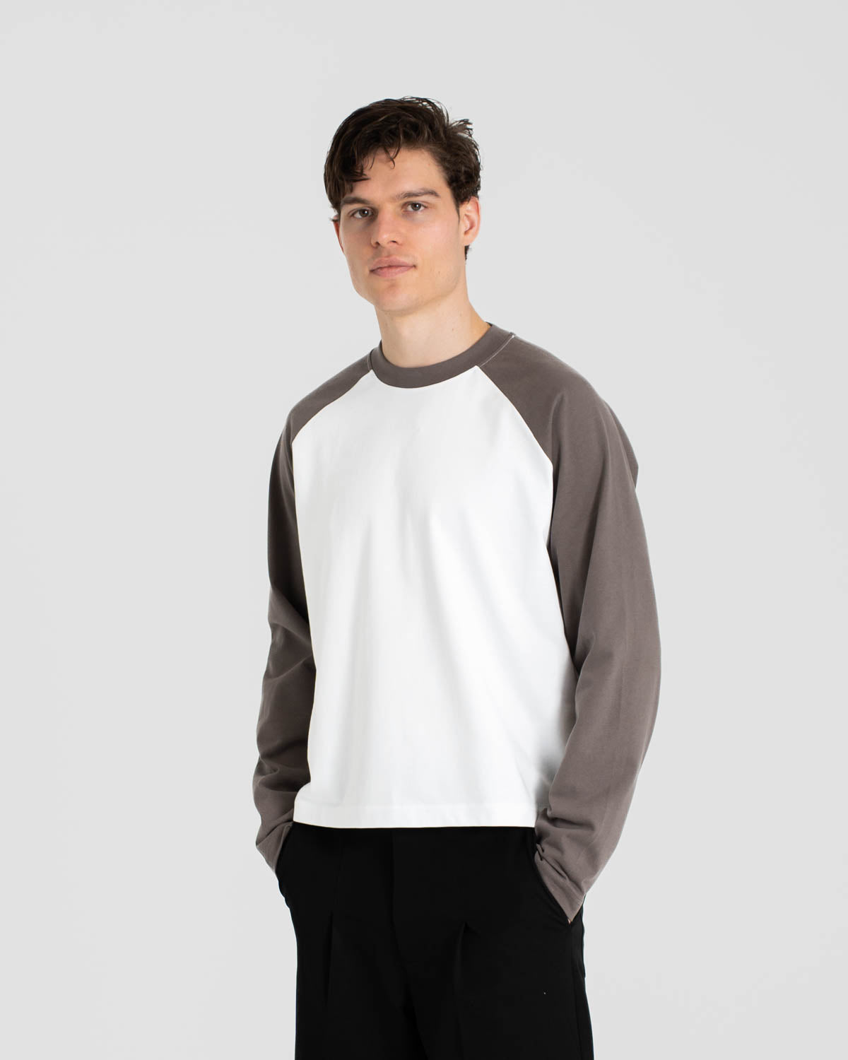 Raglan Longsleeve T-shirt White/Grey