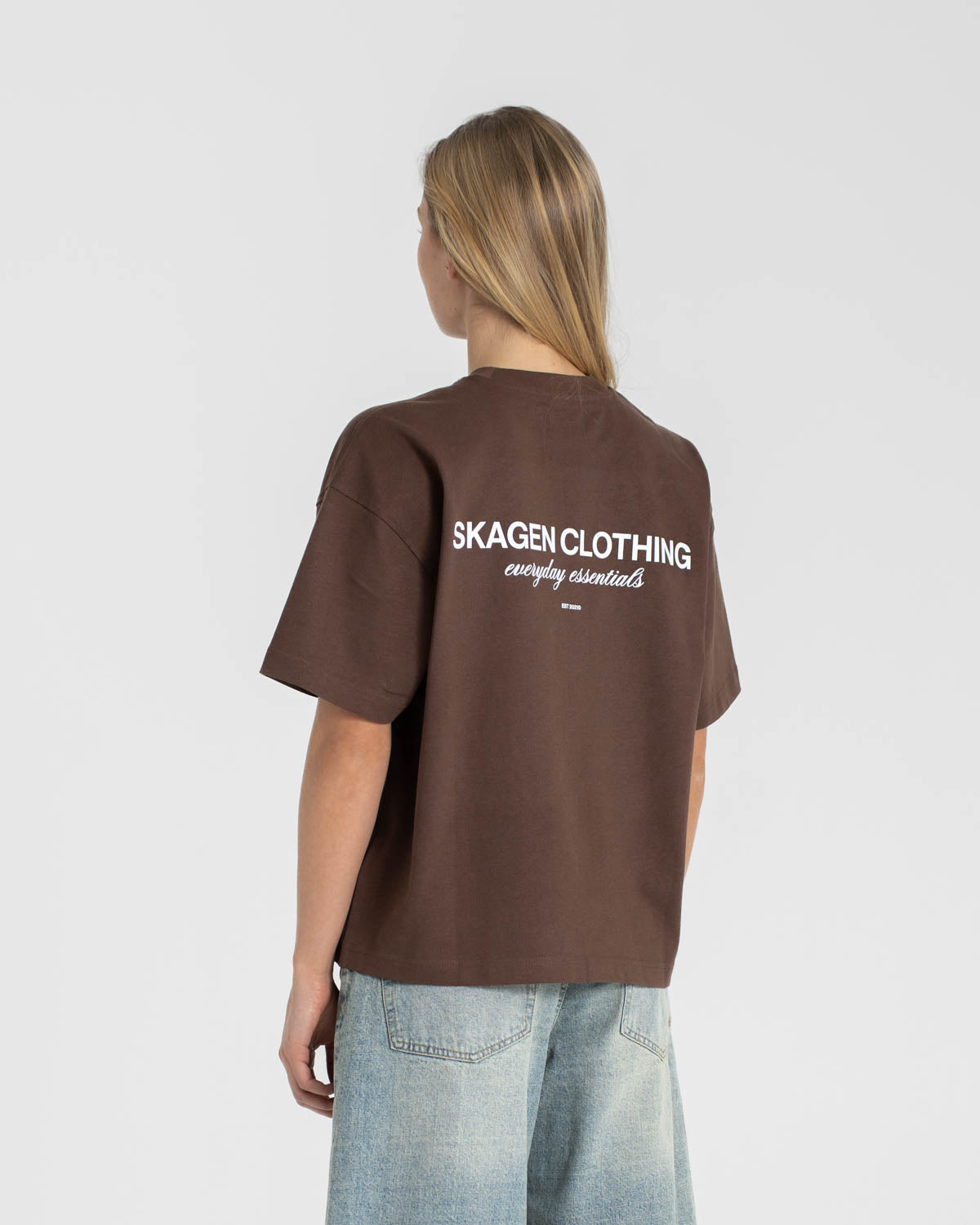 Everyday Essential T-Shirt Brown dame