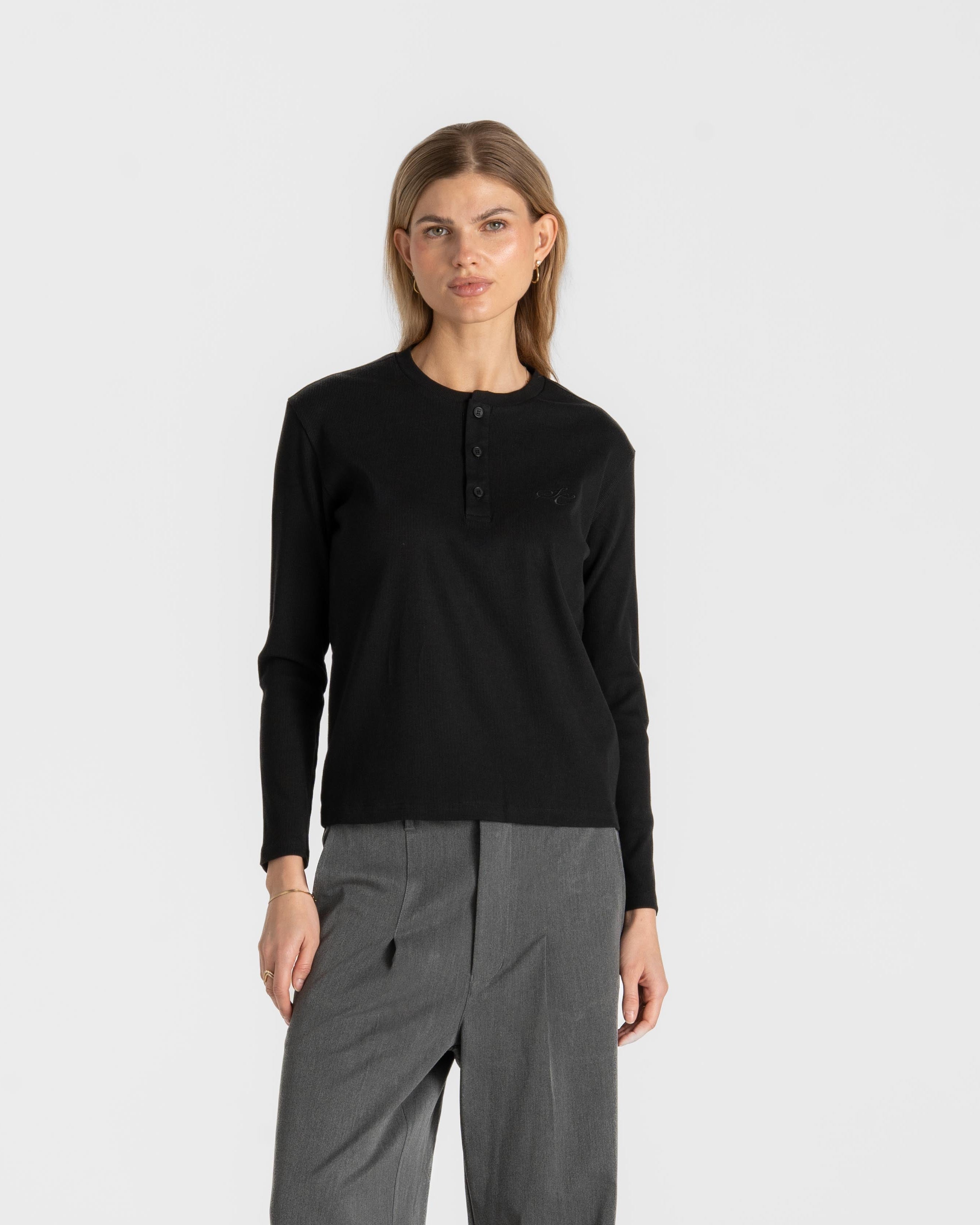 Henley Long Sleeve Black Dame
