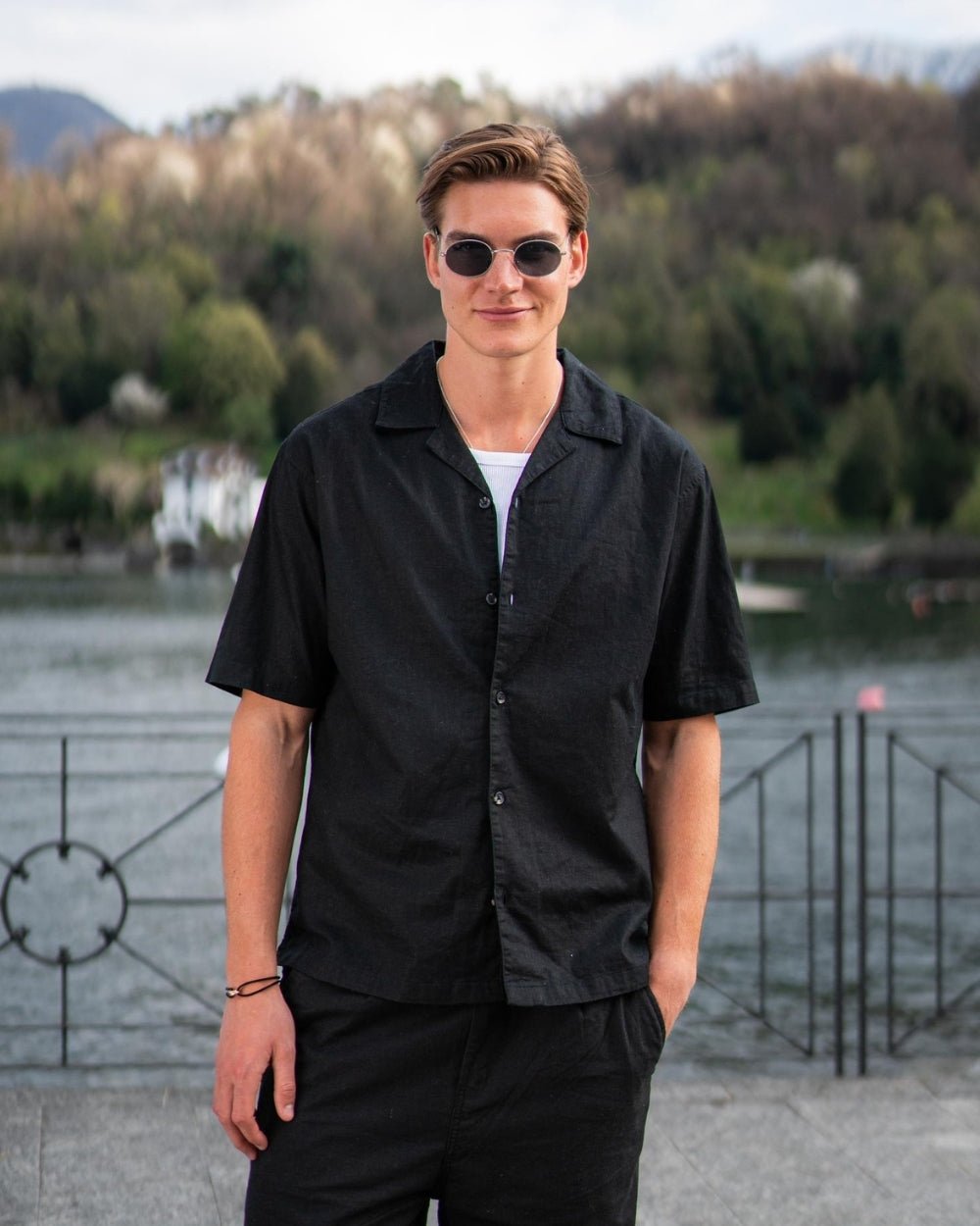 Kortærmet Hørskjorte Sort | Skagen - clothing.dk